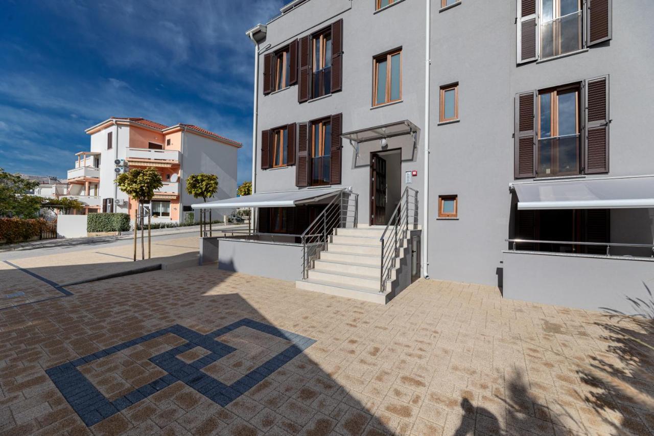 Apartments Crnekovic III Башка Экстерьер фото