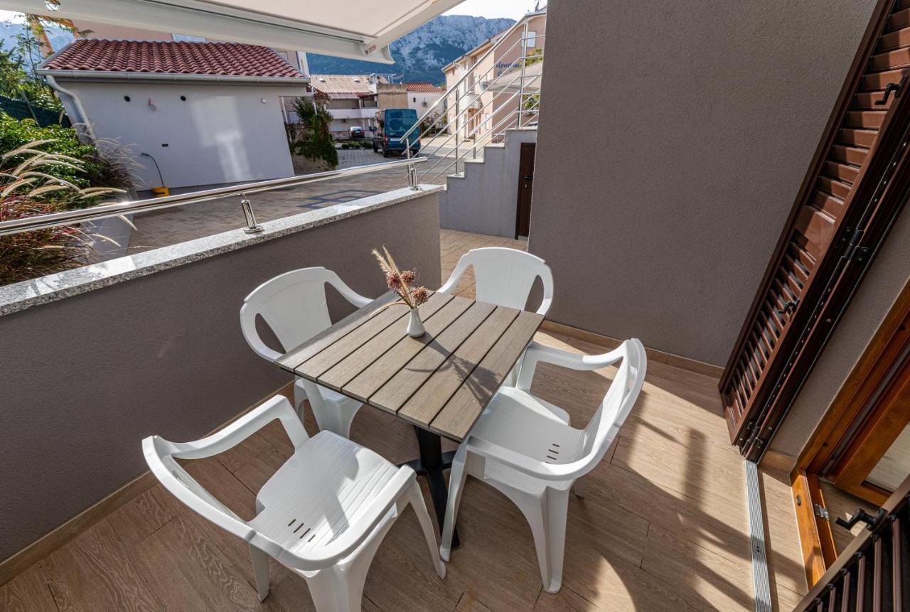 Apartments Crnekovic III Башка Экстерьер фото